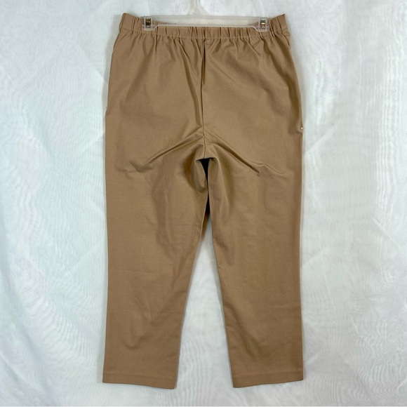 NWT Isaac Mizrahi Beige Crop Pants with Pockets / Size 10 - Picture 6 of 9